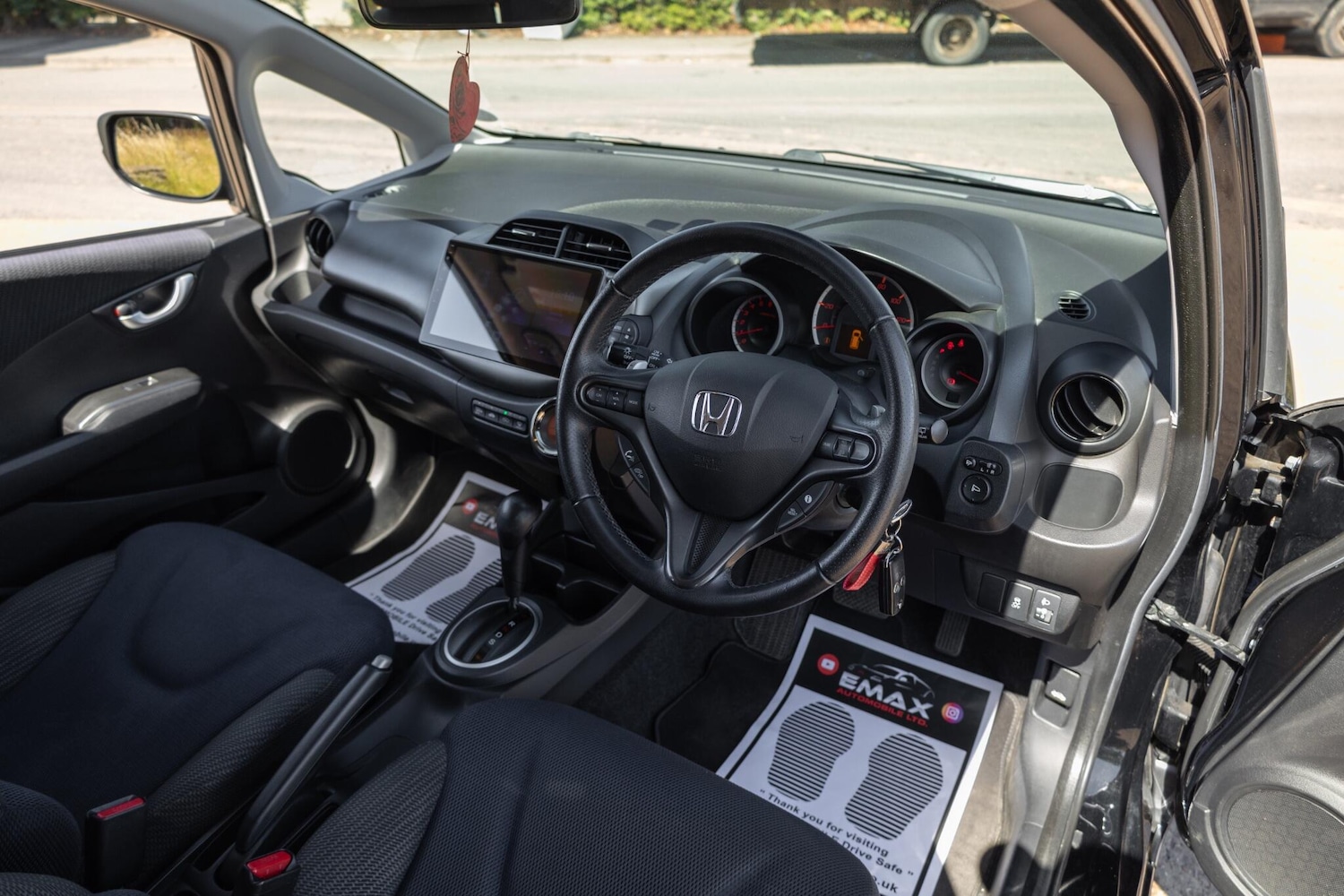 Used Honda Jazz 2014 for sale - 77696701: Photo 3