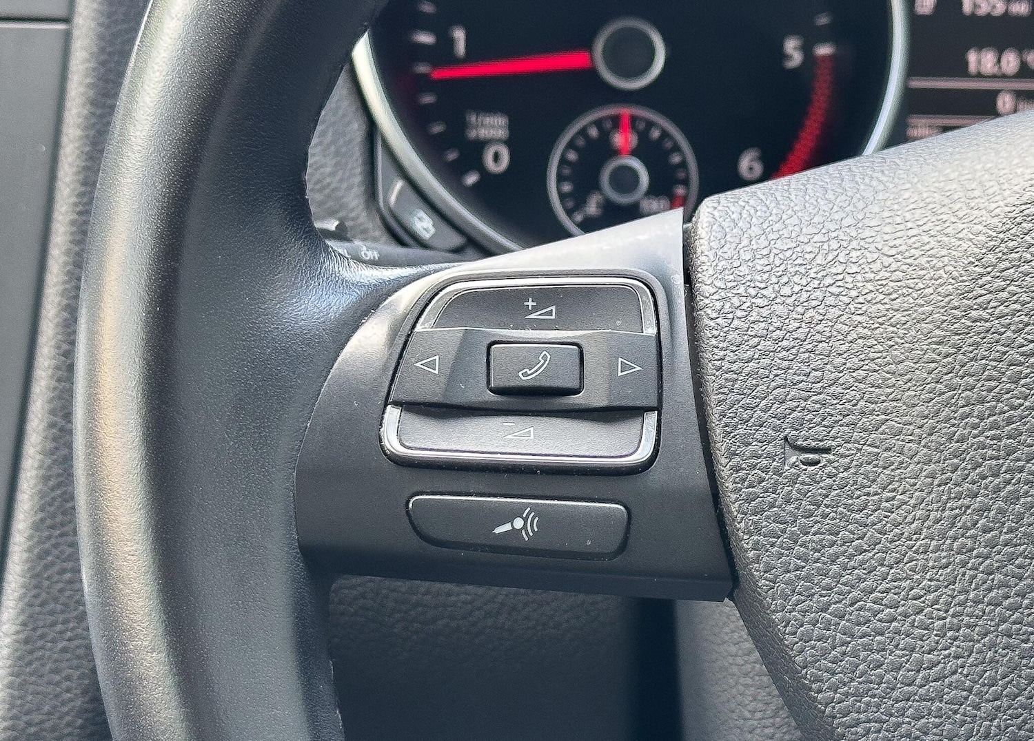 Used Volkswagen Golf 2013 for sale - 77925398: Photo 12