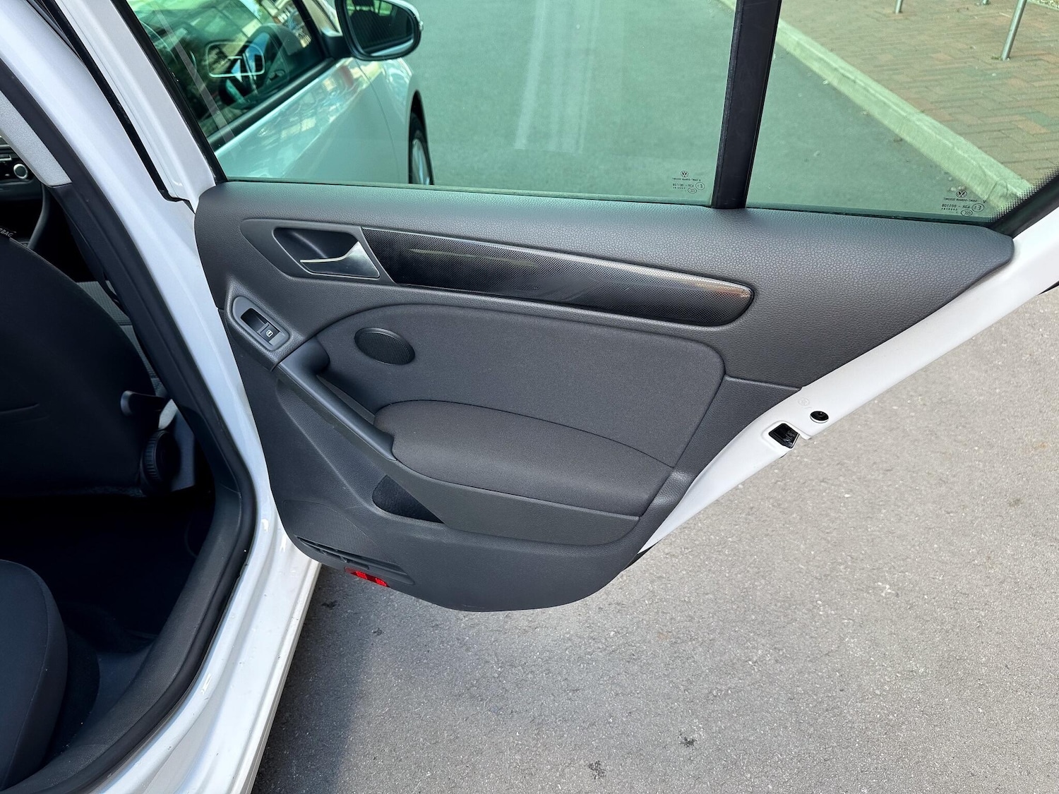 Used Volkswagen Golf 2013 for sale - 77925398: Photo 26