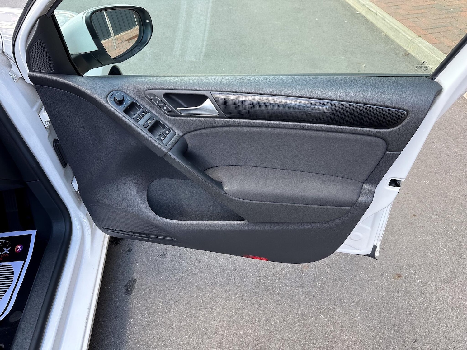 Used Volkswagen Golf 2013 for sale - 77925398: Photo 28