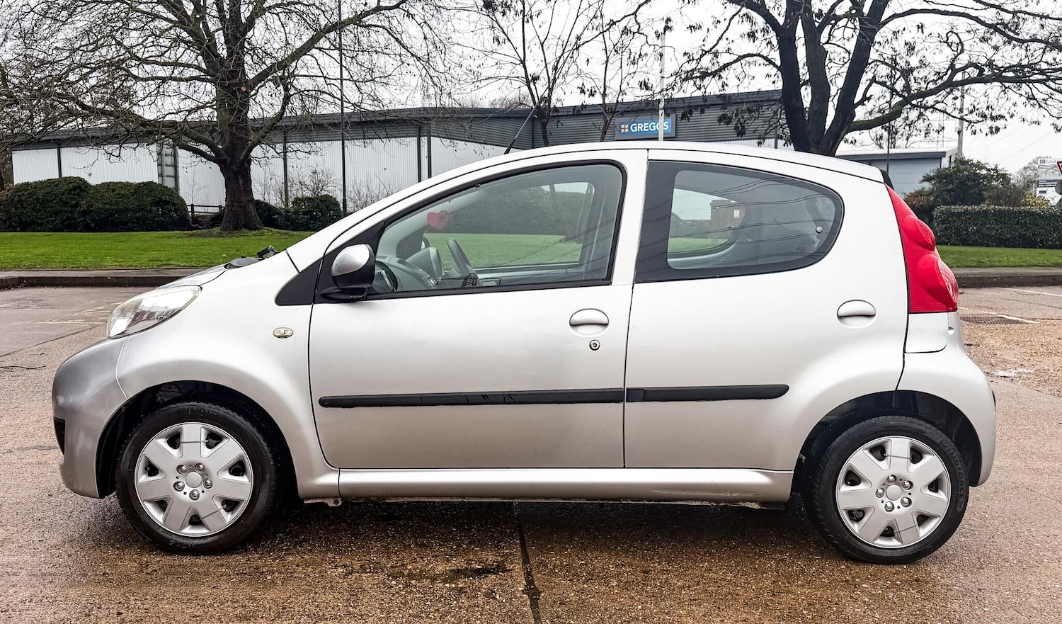 Used Peugeot 107 2010 for sale - 77705164: Photo 6