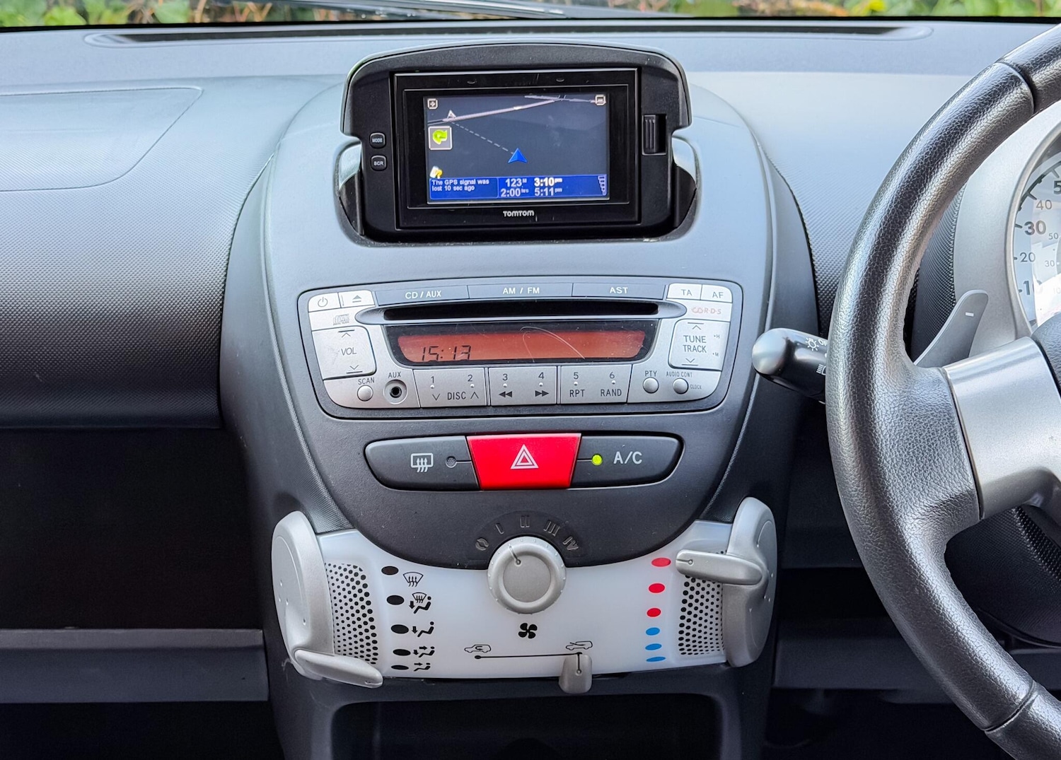 Used Toyota AYGO 2014 for sale - 76926827: Photo 5