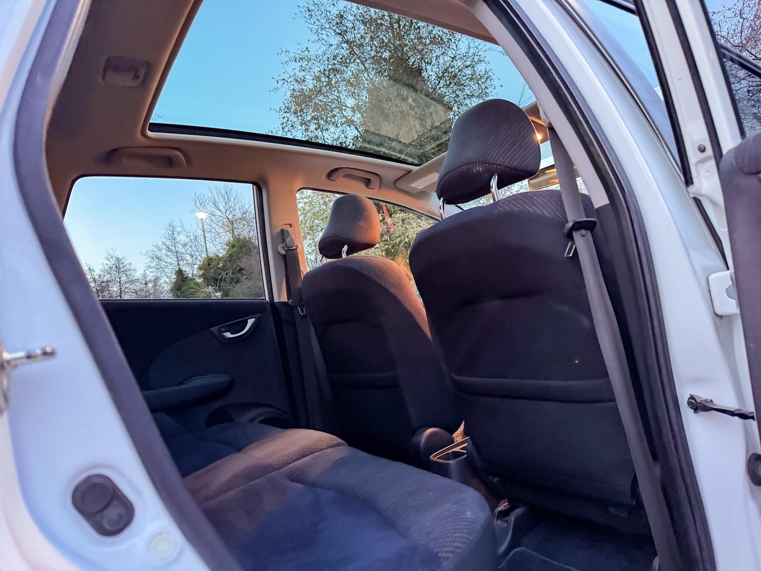 Used Honda Jazz 2014 for sale - 76913879: Photo 5