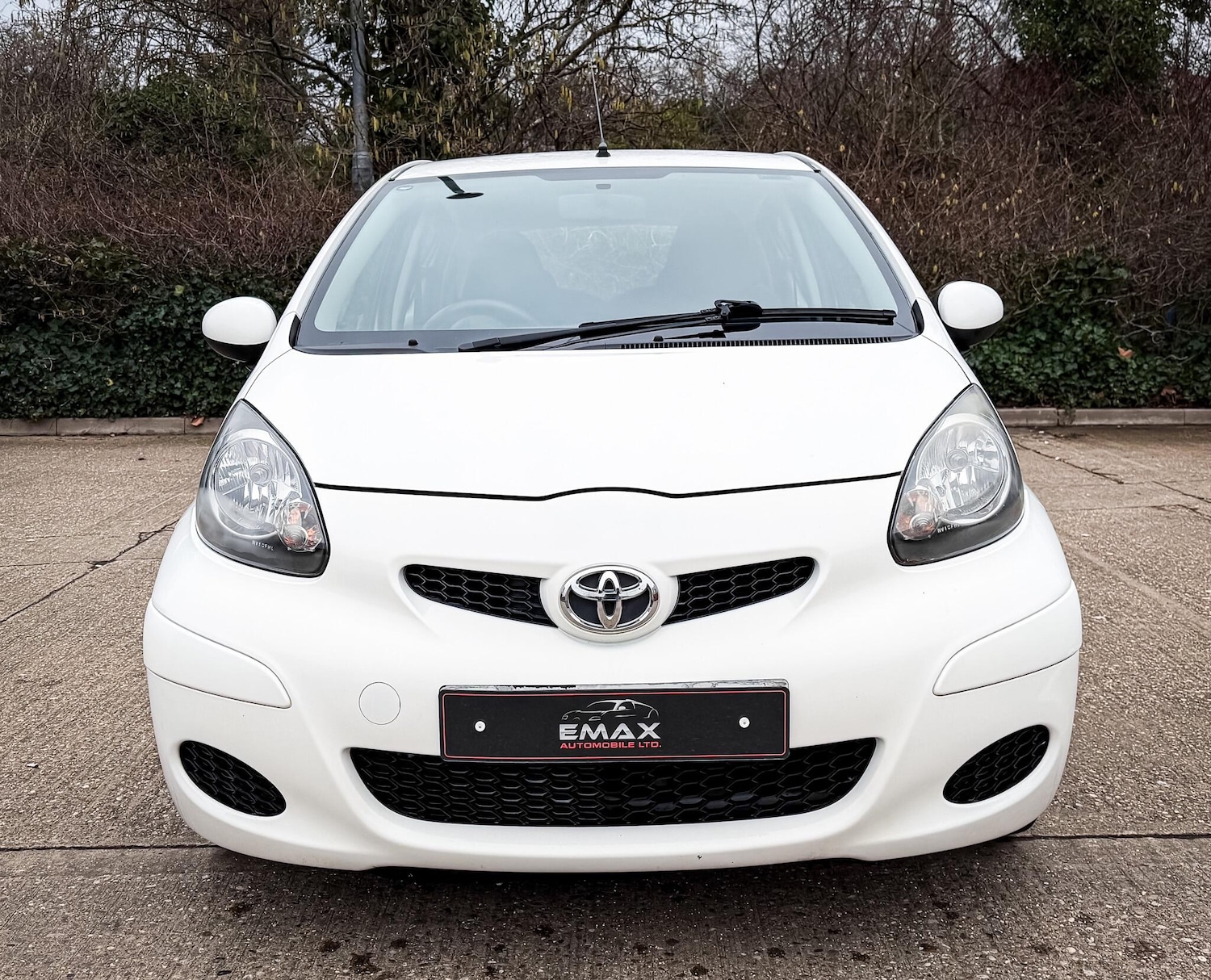 Used Toyota AYGO 2010 for sale - 77330534: Photo 2