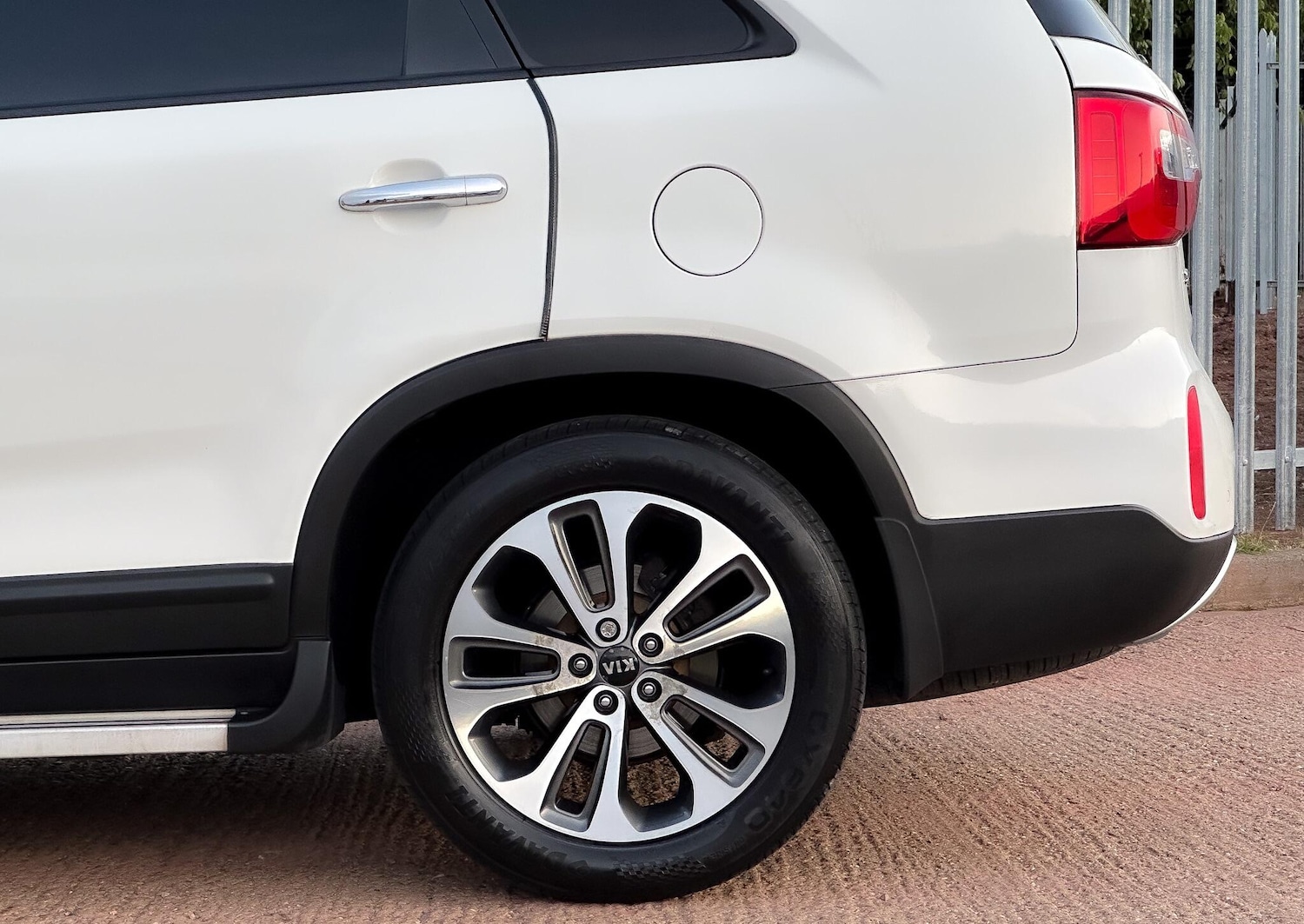 Used Kia Sorento for sale - 76899013: Photo 15