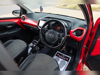 Used Toyota AYGO 2015 for sale - 75401935: Photo