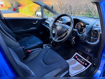 Used Honda Jazz 2012 for sale - 77015521: Photo