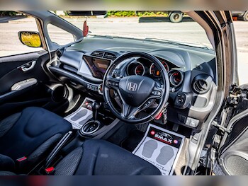 Used Honda Jazz 2011 for sale - 77970572: Photo