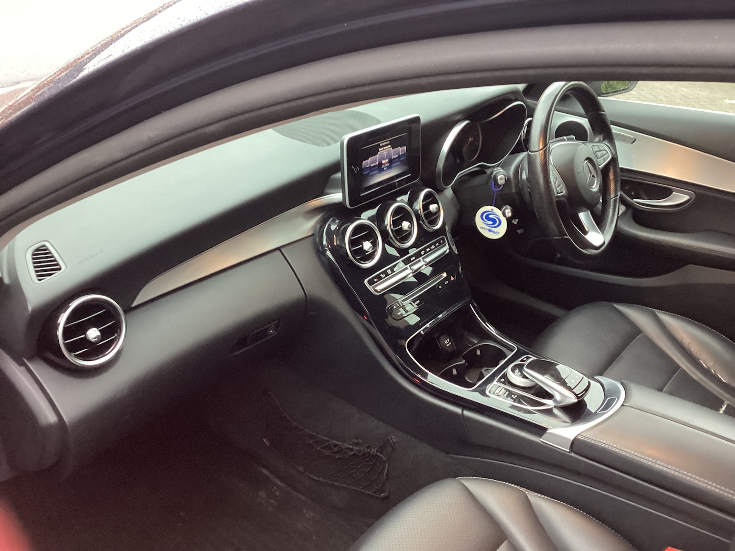 Used Mercedes-Benz C Class 2015 for sale - 77404002: Photo 9