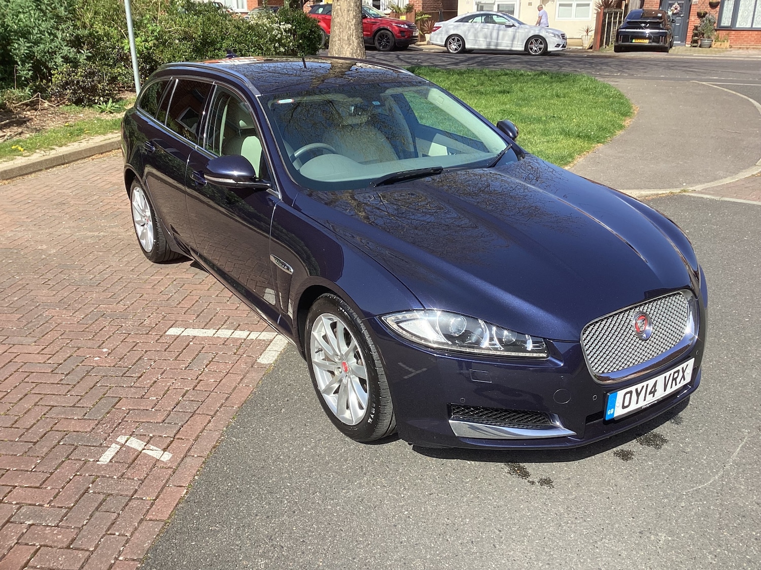 Used Jaguar XF 2014 for sale - 78163779: Photo 12