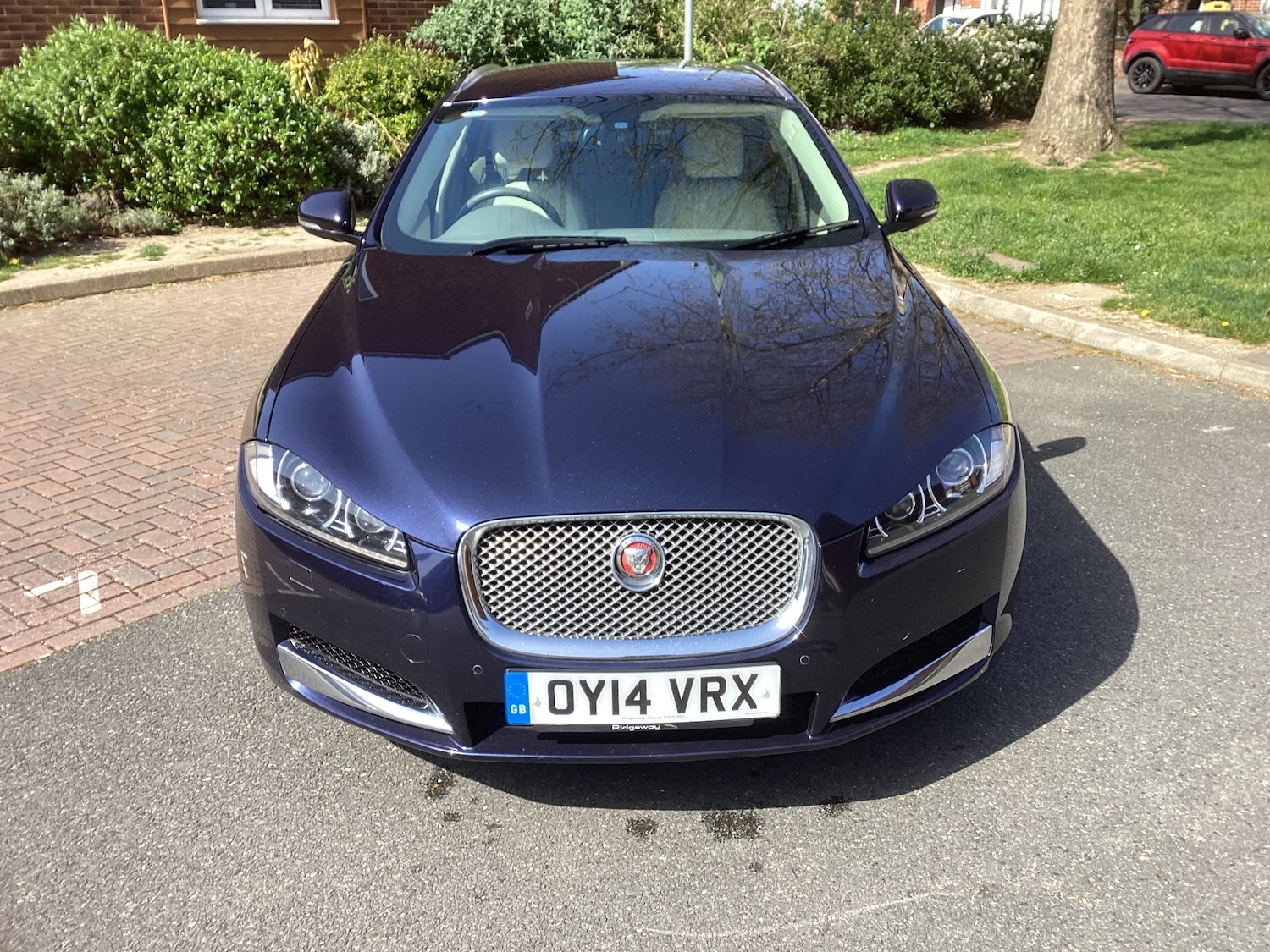 Used Jaguar XF 2014 for sale - 78163779: Photo 2