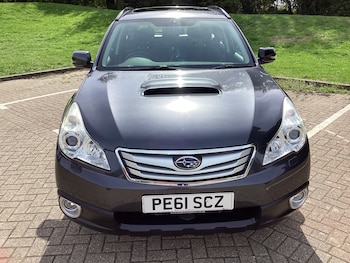 Used Subaru Outback 2011 for sale - 75970362: Photo