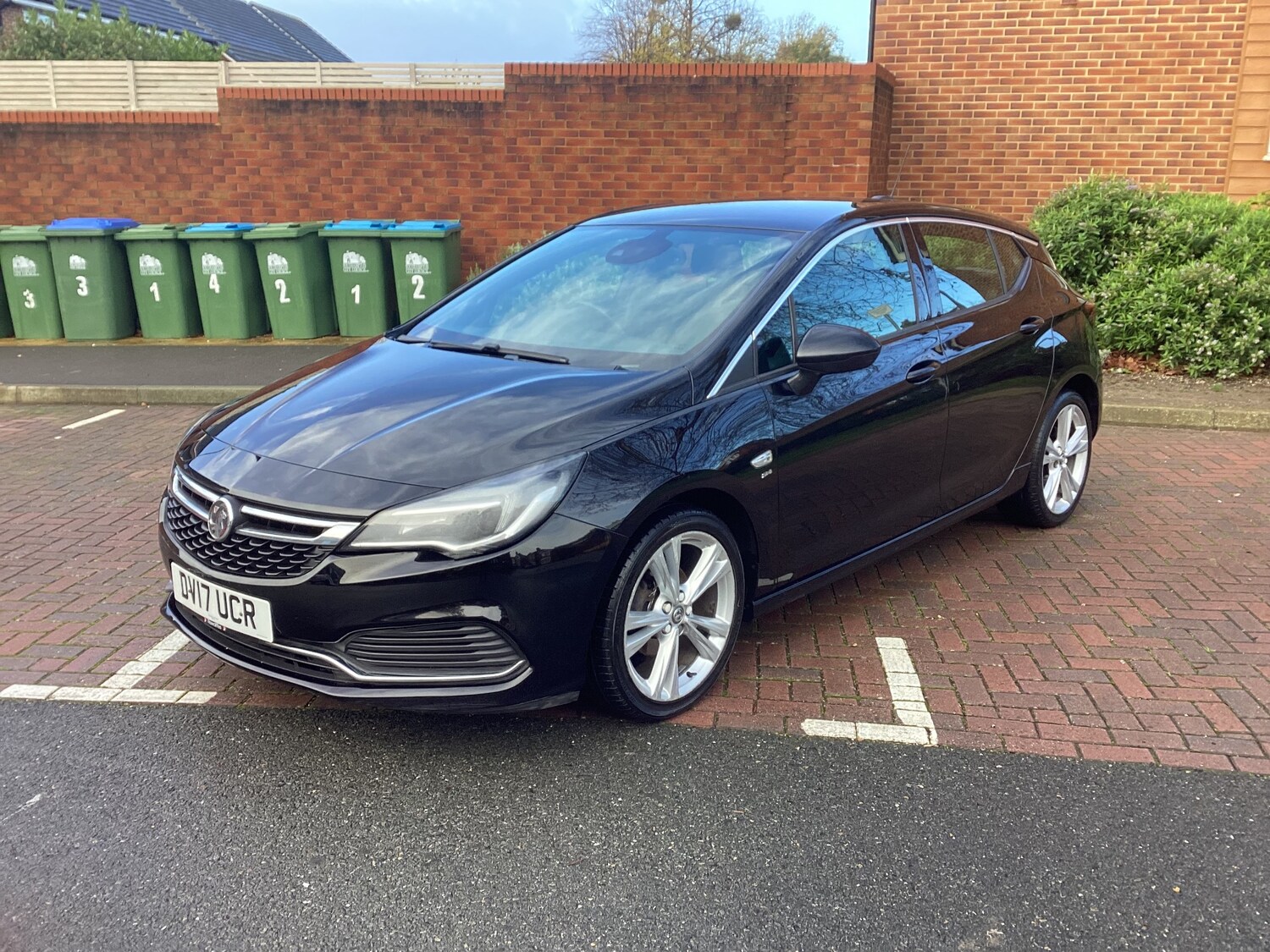 Used Vauxhall Astra 2017 for sale - 76706196: Photo 3