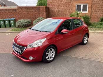Used Peugeot 208 2015 for sale - 74566309: Photo