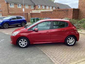 Used Peugeot 208 2015 for sale - 74566309: Photo