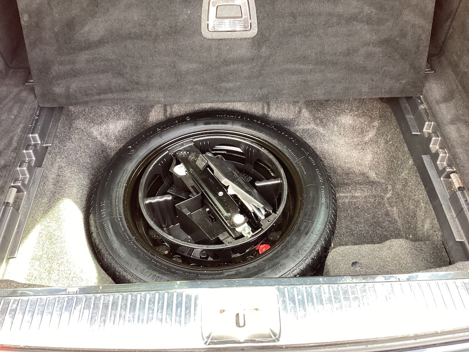 Used Mercedes-Benz E Class 2013 for sale - 76193748: Photo 16