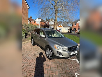 Used Volvo XC60 2011 for sale - 77449629: Photo