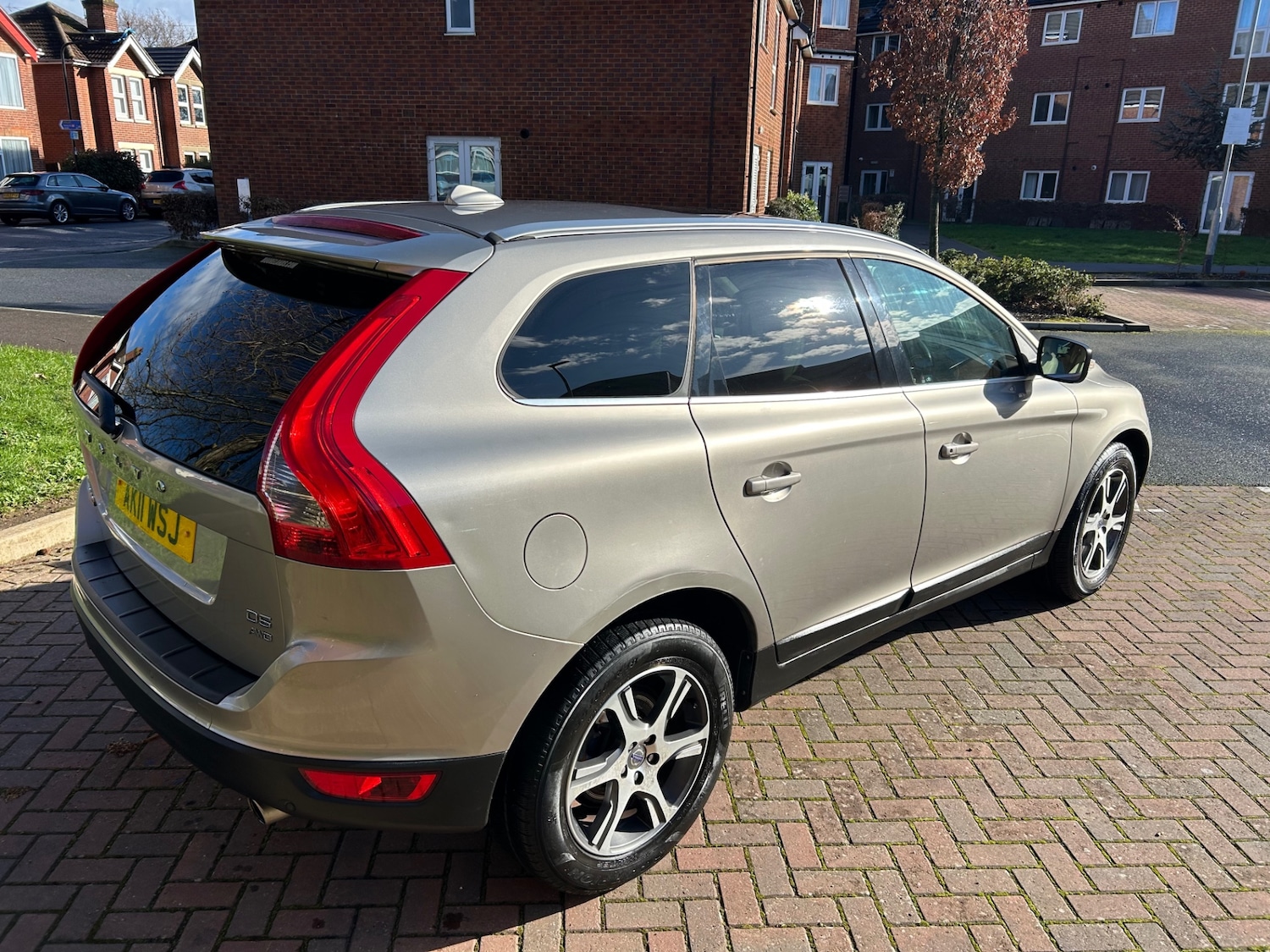 Used Volvo XC60 2011 for sale - 77449629: Photo 7