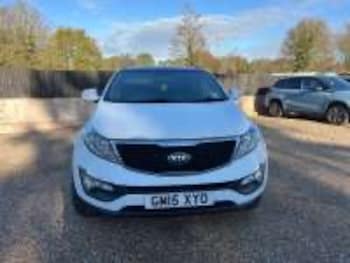 2015 (15) - 2.0 CRDi KX-3 5dr