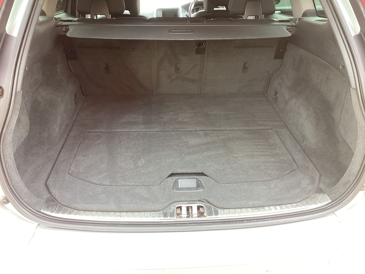 Used Volvo XC60 2014 for sale - 78177123: Photo 17