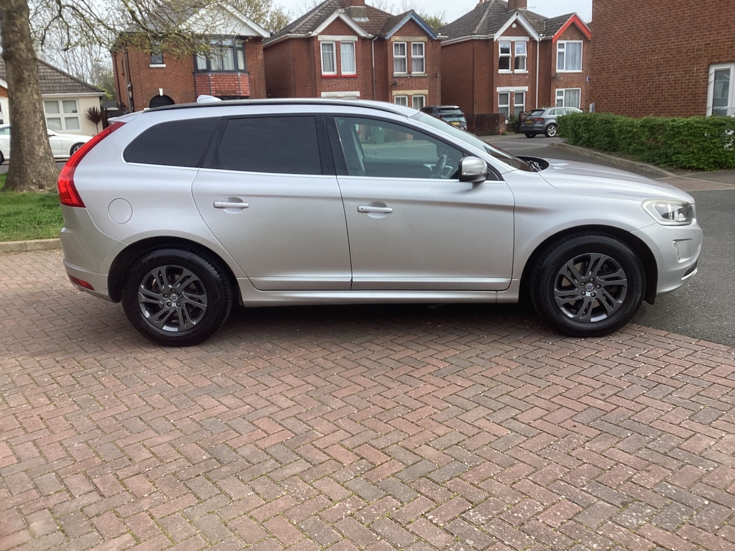 Used Volvo XC60 2014 for sale - 78177123: Photo 5