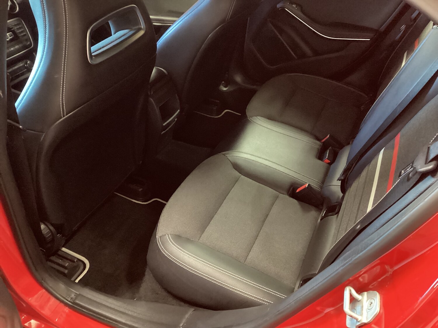 Used Mercedes-Benz A-Class 2013 for sale - 77195235: Photo 10