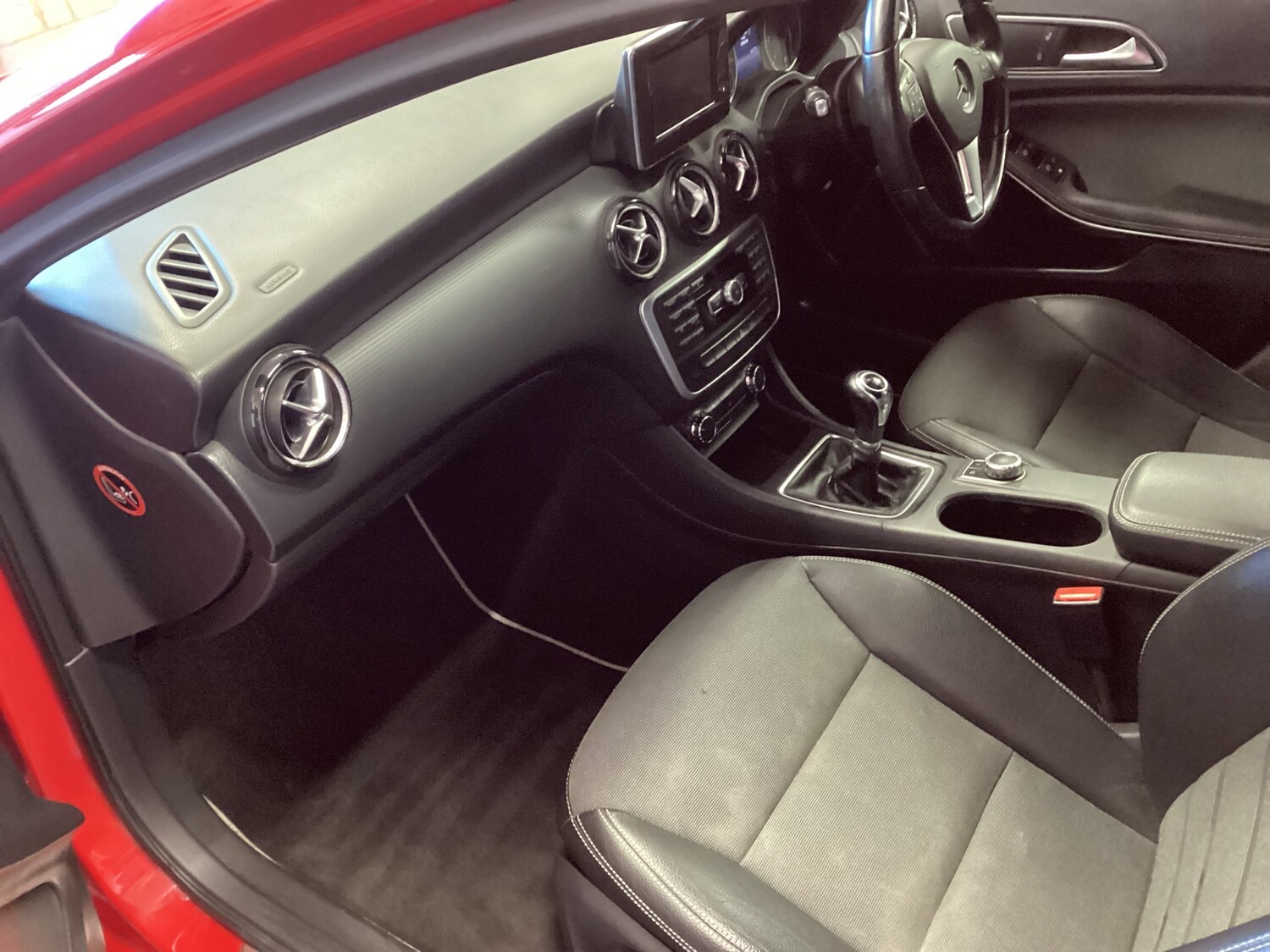 Used Mercedes-Benz A-Class 2013 for sale - 77195235: Photo 11