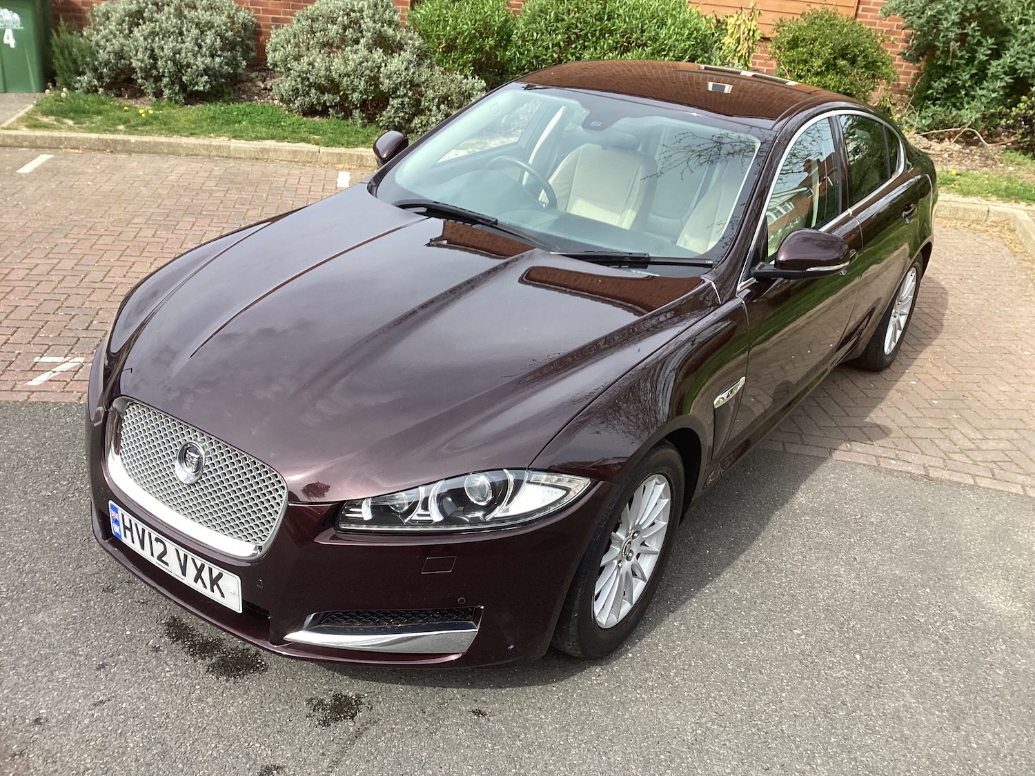 Used Jaguar XF 2012 for sale - 78149916: Photo 4