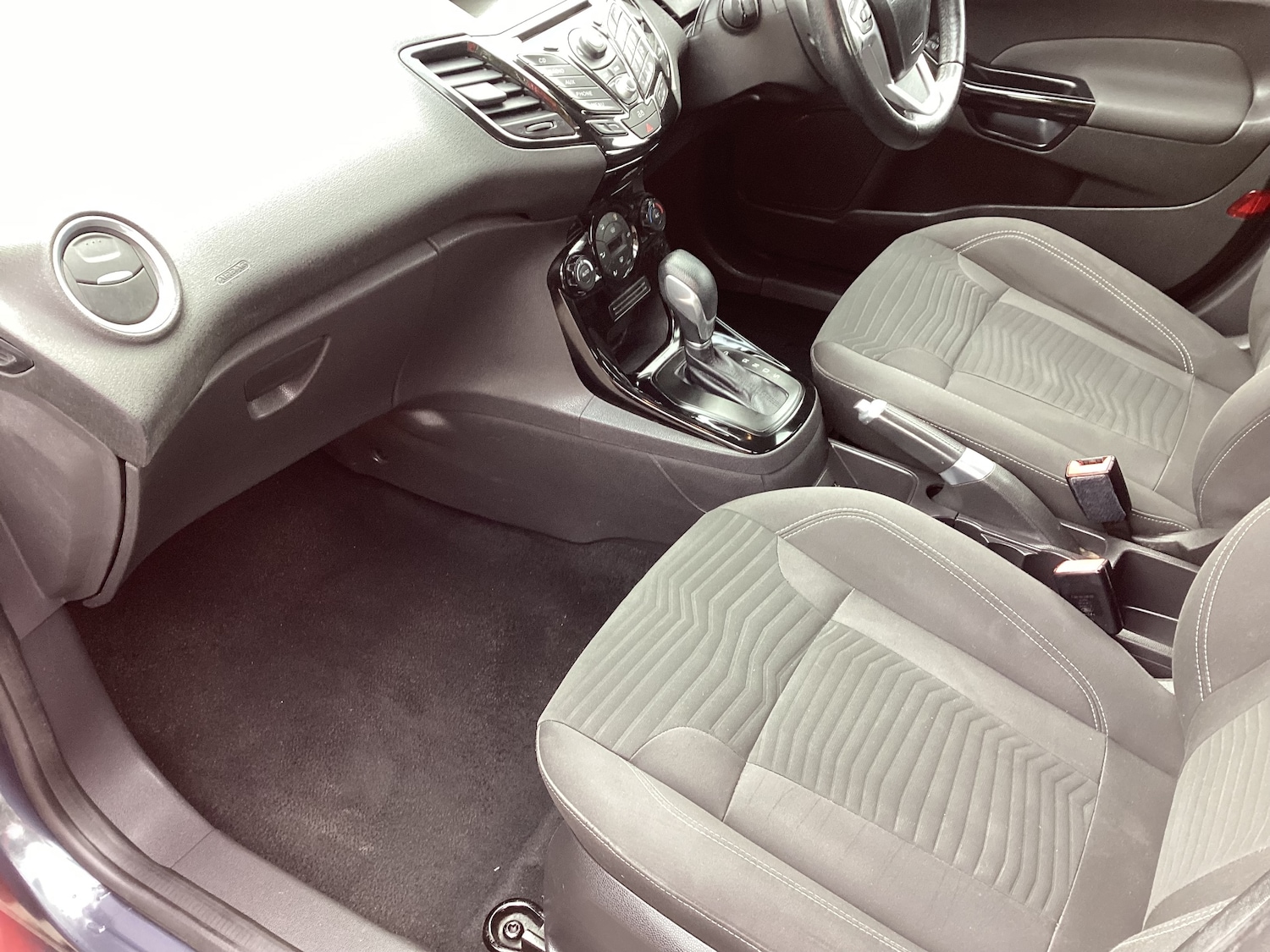 Used Ford Fiesta 2013 for sale - 76206242: Photo 13