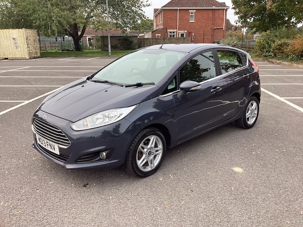 Used Ford Fiesta 2013 for sale - 76206242: Photo 3