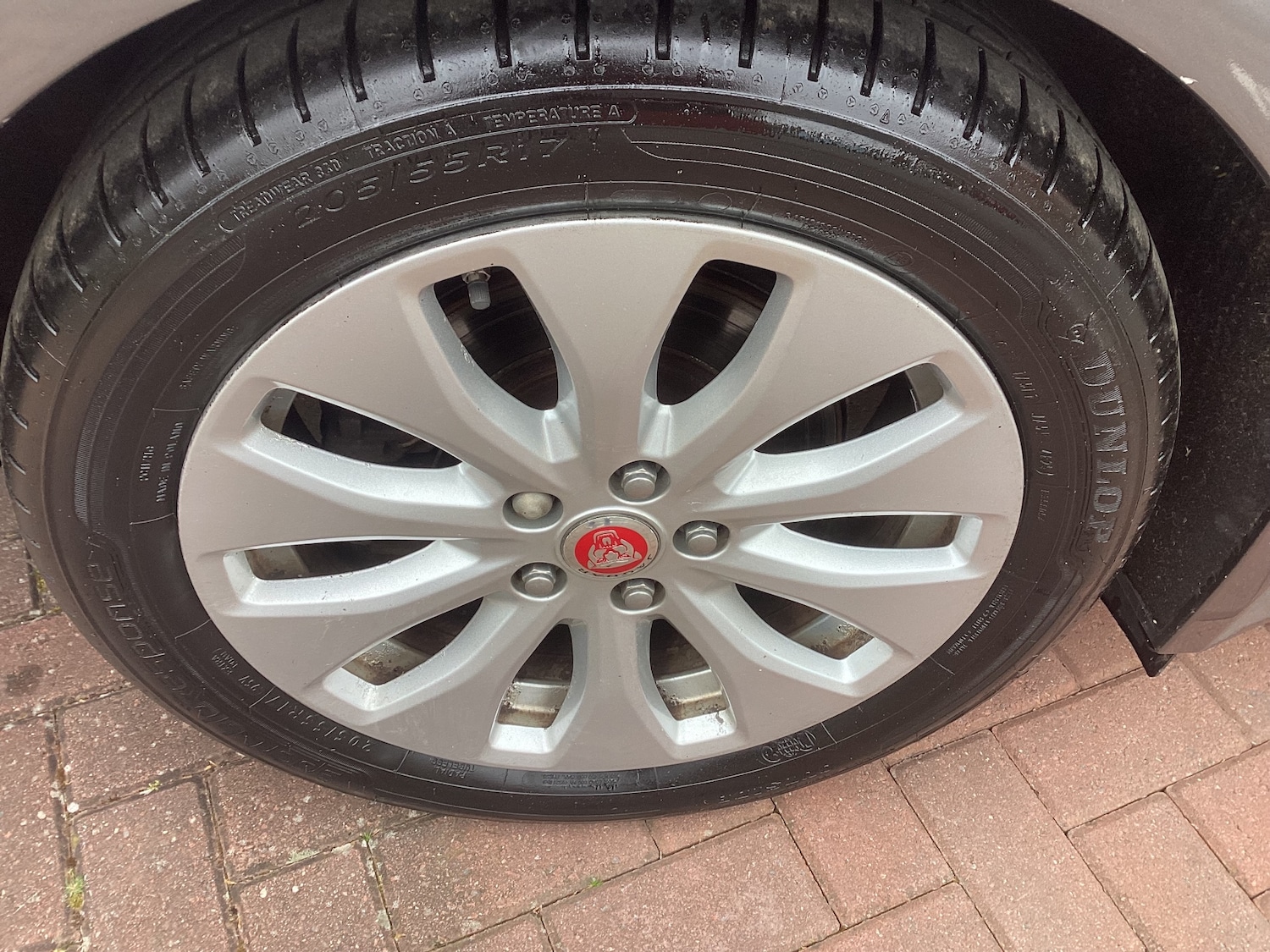 Used Jaguar XE 2017 for sale - 78077261: Photo 14