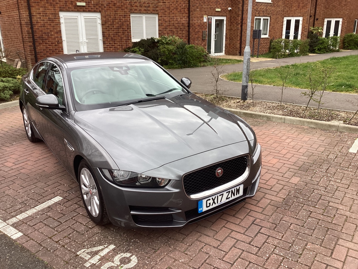 Used Jaguar XE 2017 for sale - 78077261: Photo 15