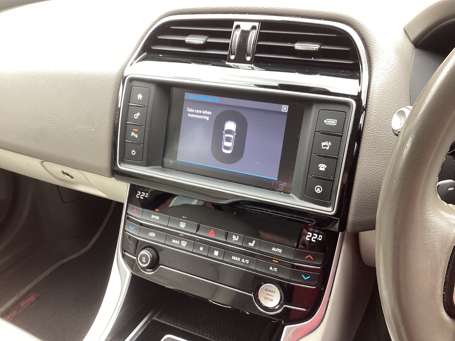 Used Jaguar XE 2017 for sale - 78077261: Photo 19