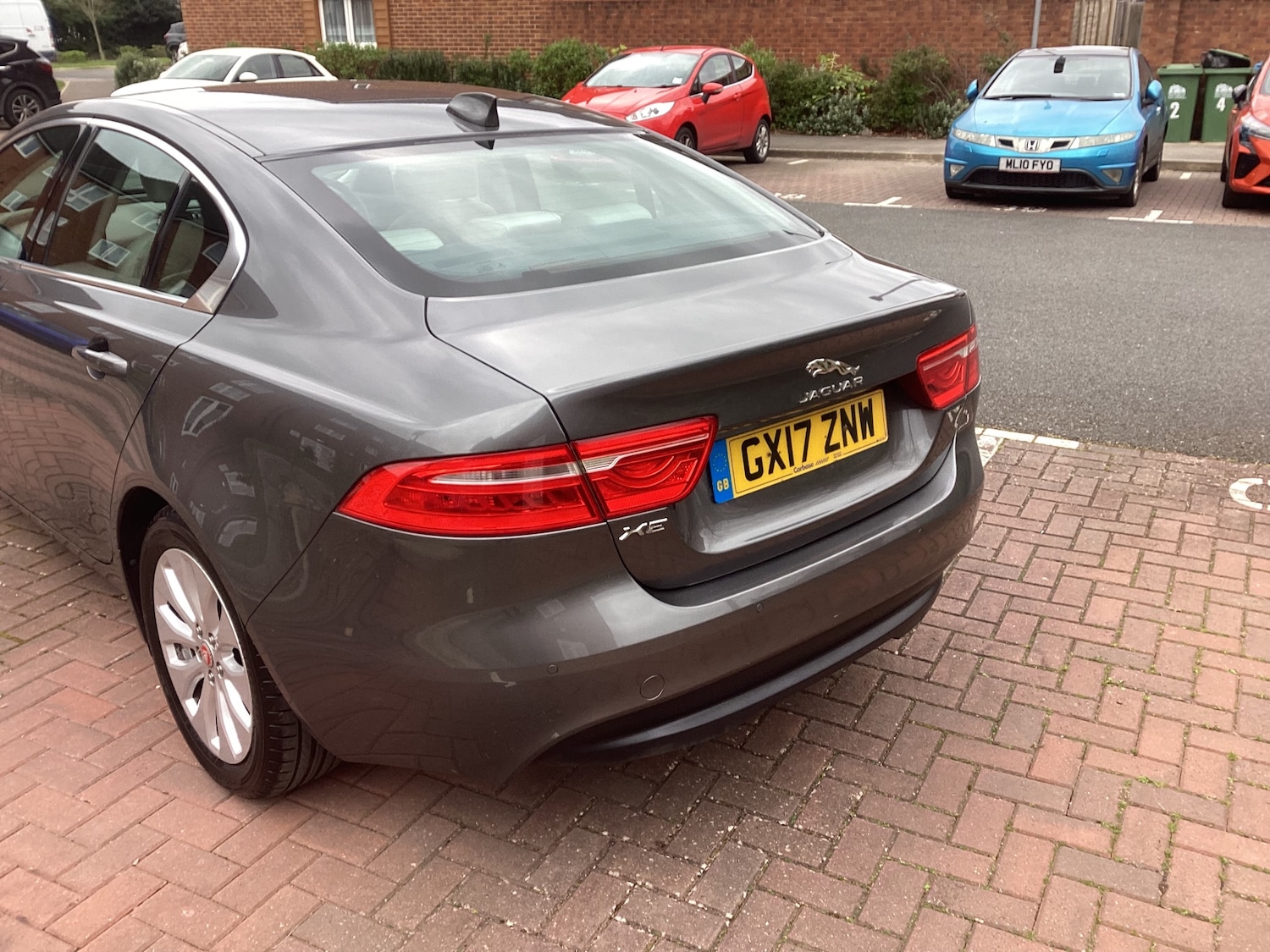 Used Jaguar XE 2017 for sale - 78077261: Photo 8