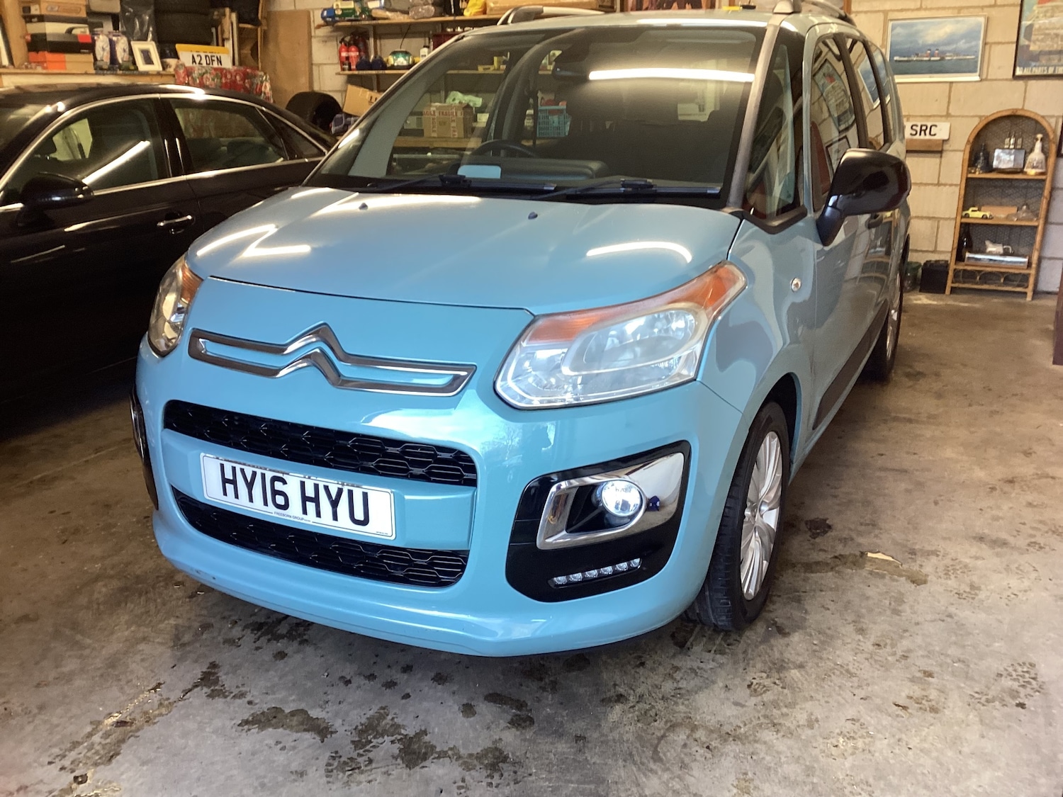 Used Citroen C3 Picasso 2016 for sale - 76638789: Photo 1