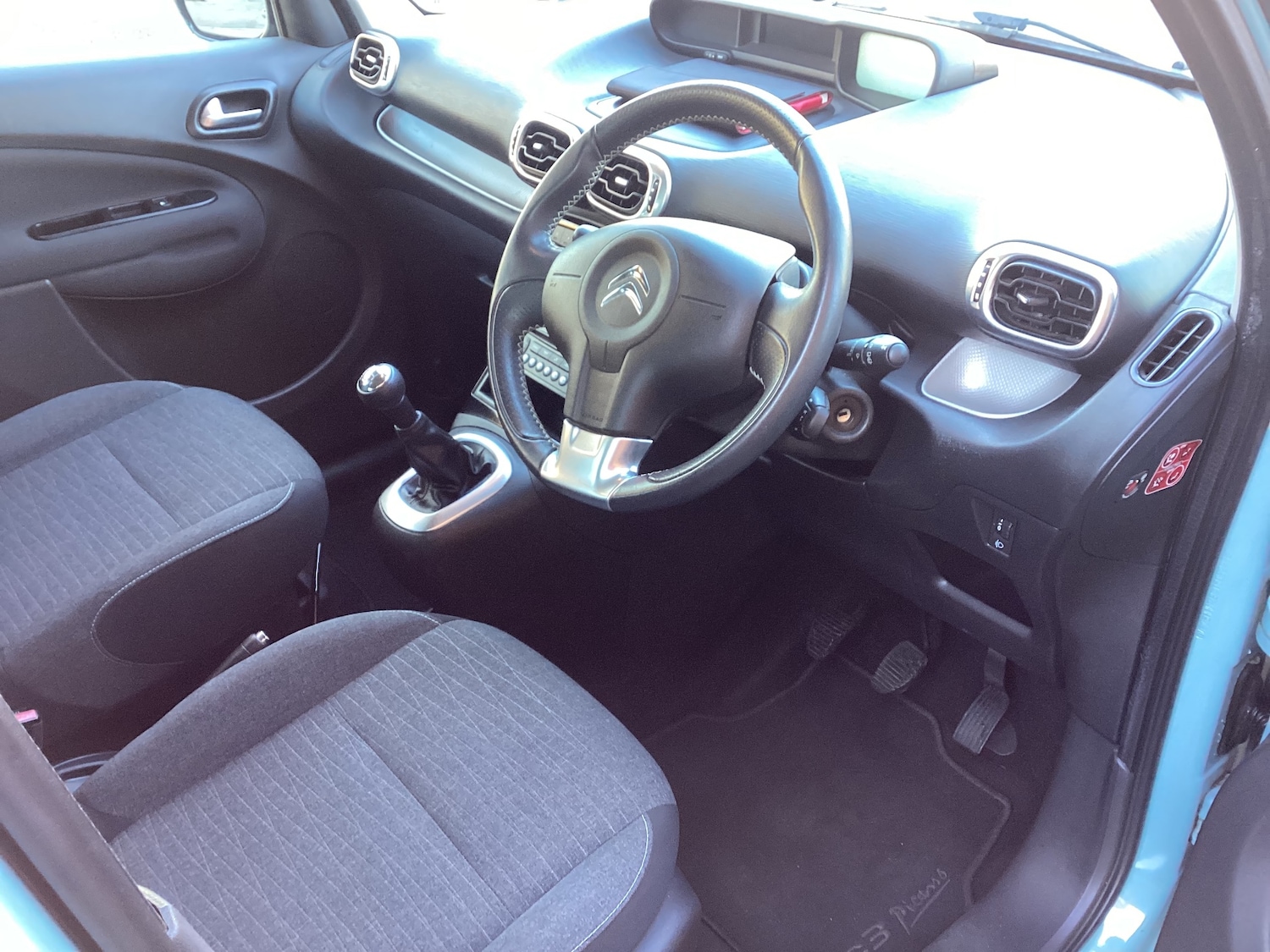 Used Citroen C3 Picasso 2016 for sale - 76638789: Photo 10