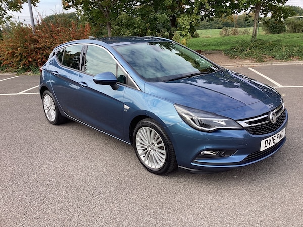 Used Vauxhall Astra 2016 for sale - 76128656: Photo 1