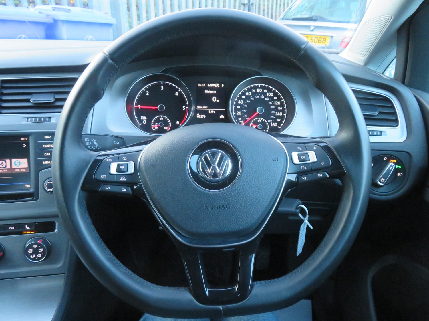 Used Volkswagen Golf 2016 for sale - 77028281: Photo 22