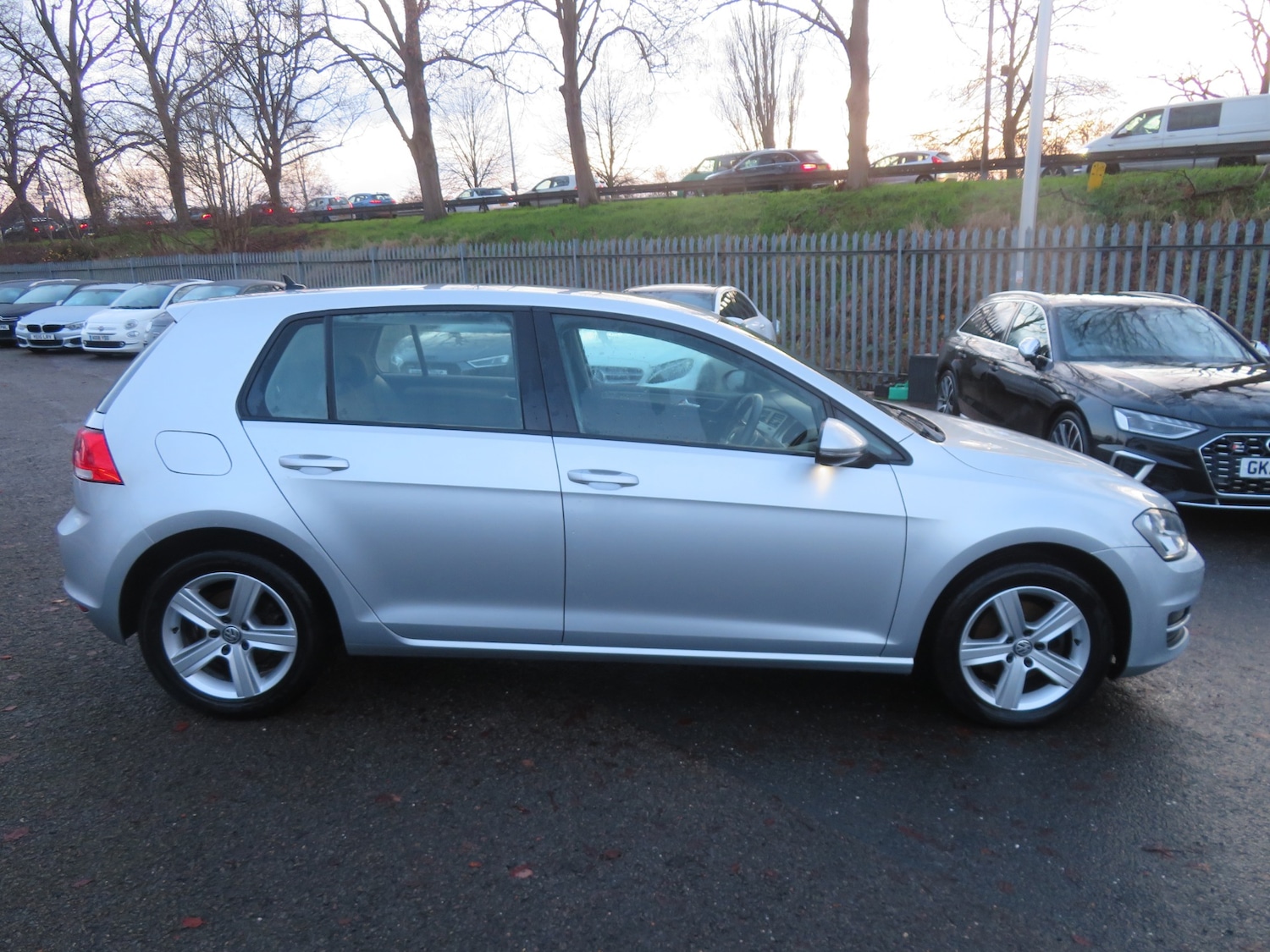 Used Volkswagen Golf 2016 for sale - 77028281: Photo 3