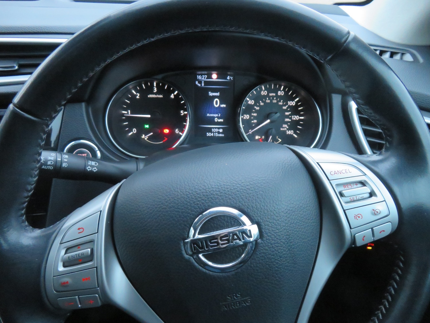 Used Nissan Qashqai 2016 for sale - 77368845: Photo 2