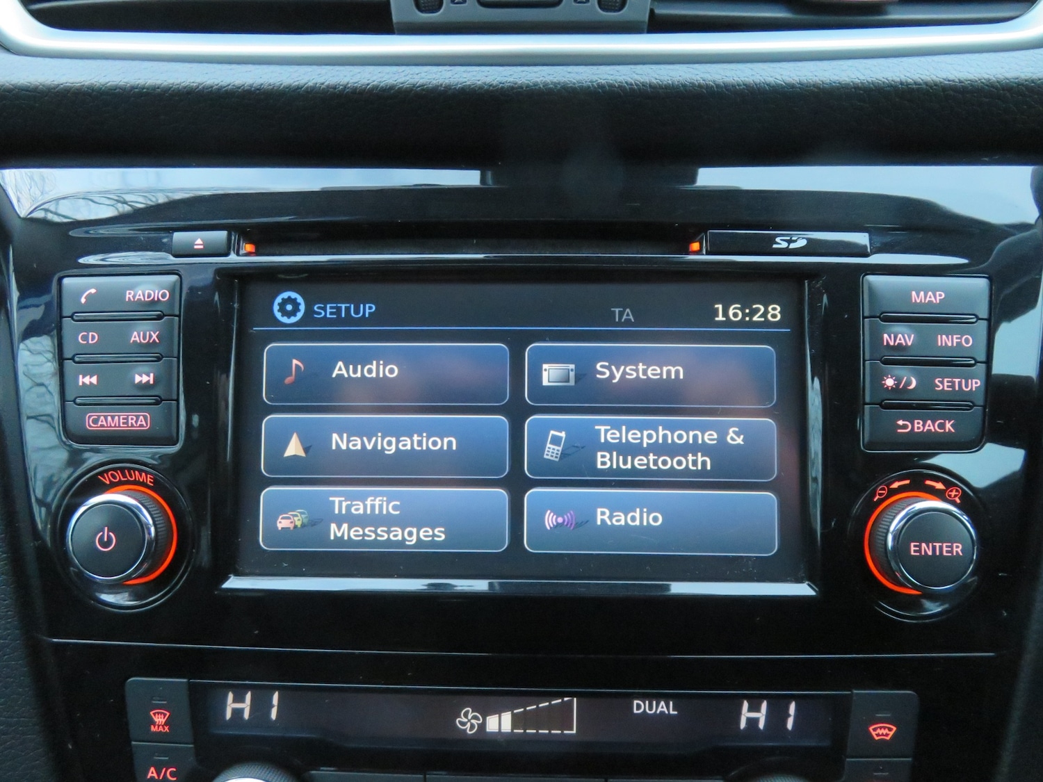 Used Nissan Qashqai 2016 for sale - 77368845: Photo 6