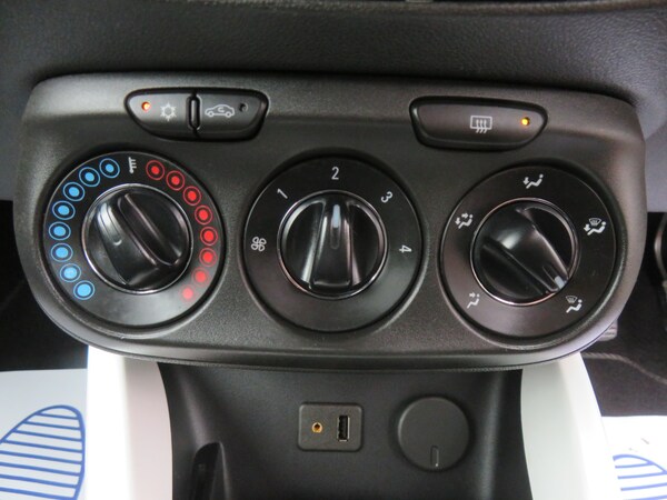 Used Vauxhall ADAM 2013 for sale - 76268701: Photo 20