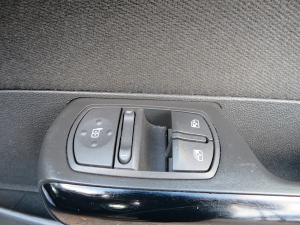 Used Vauxhall Corsa 2008 for sale - 76207509: Photo 15