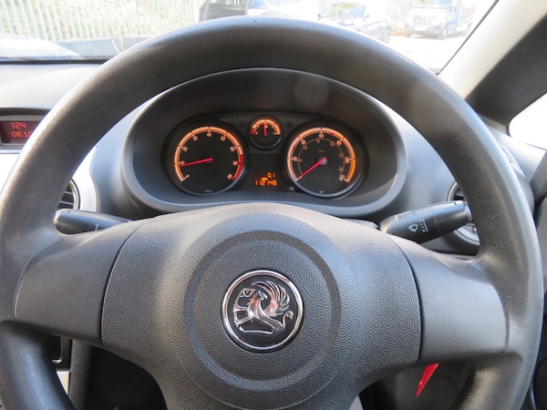 Used Vauxhall Corsa 2008 for sale - 76207509: Photo 18