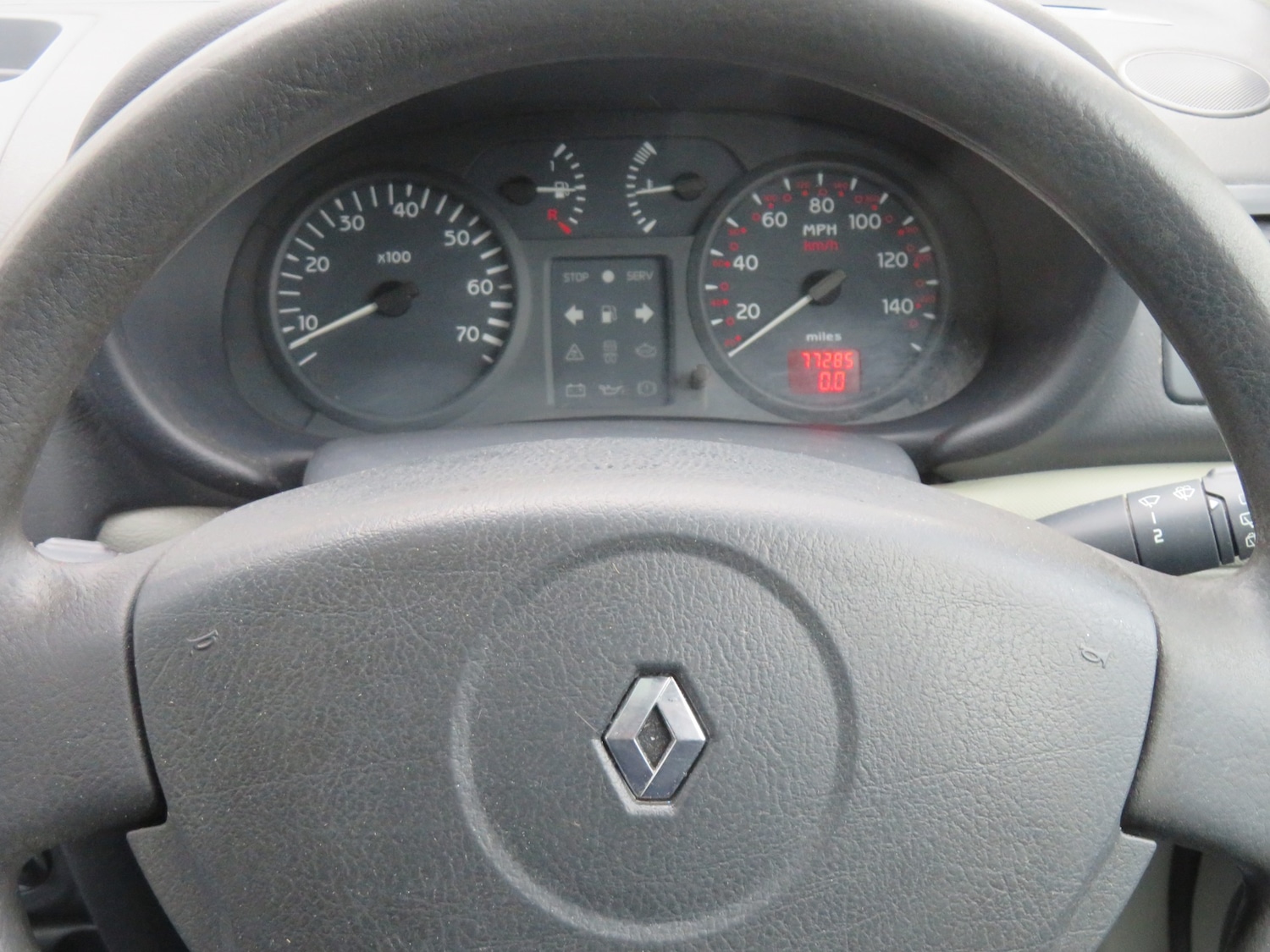 Used Renault Clio 2002 for sale - 77213665: Photo 15