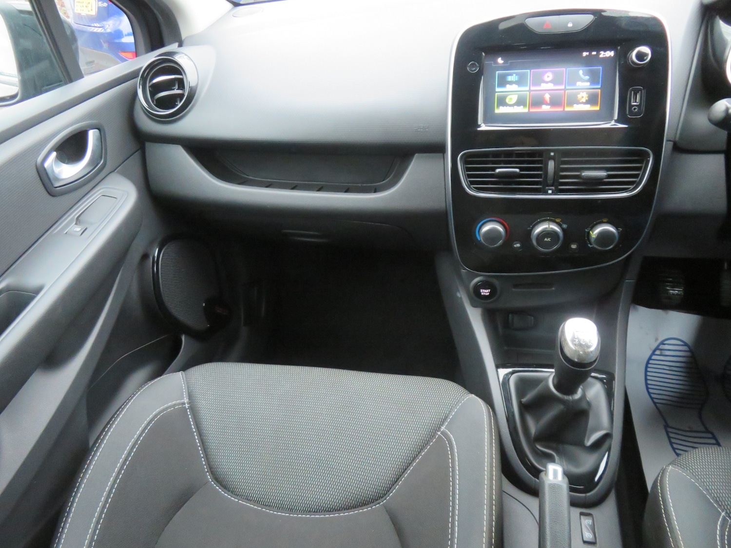 Used Renault Clio 2017 for sale - 77319878: Photo 14