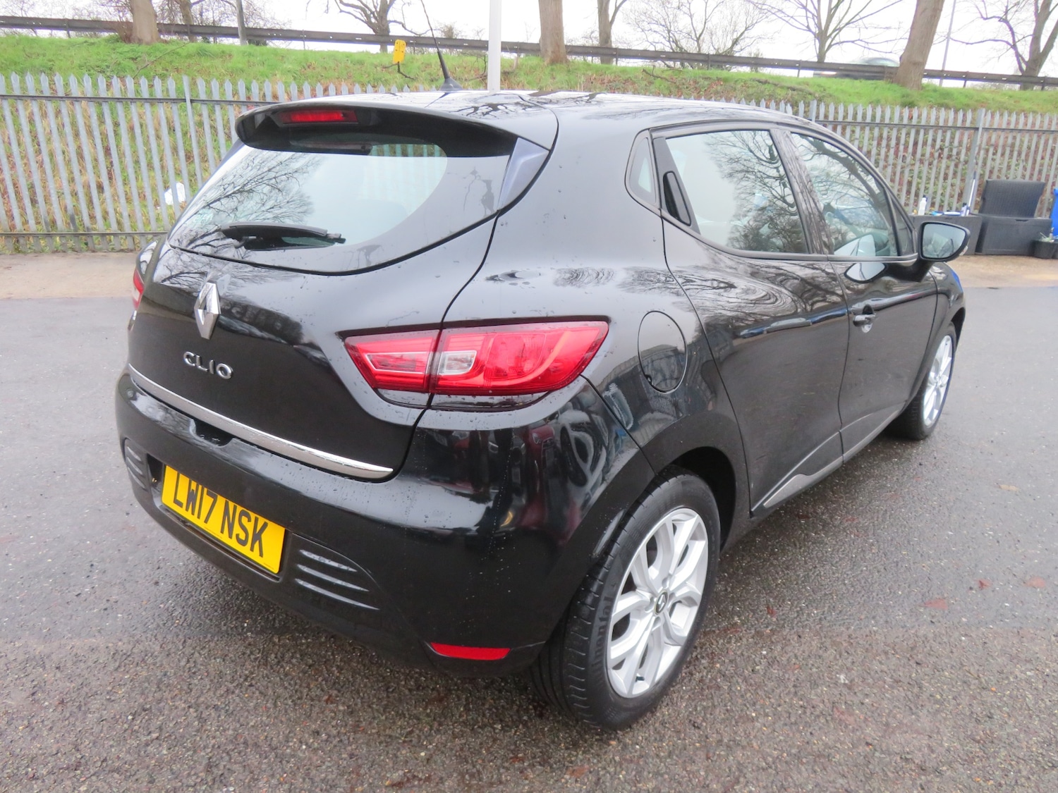 Used Renault Clio 2017 for sale - 77319878: Photo 4