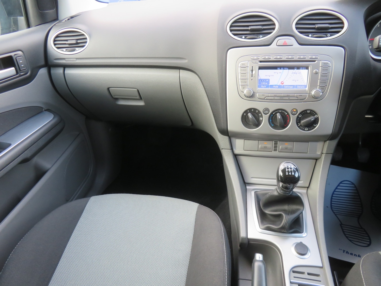 Used Ford Focus 2010 for sale - 77643960: Photo 14