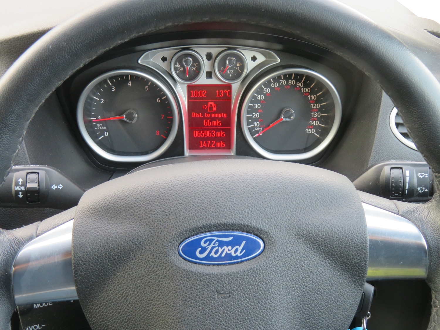 Used Ford Focus 2010 for sale - 77643960: Photo 19