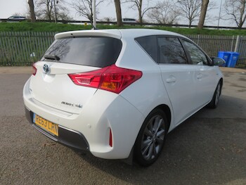Used Toyota Auris 2013 for sale - 77991840: Photo